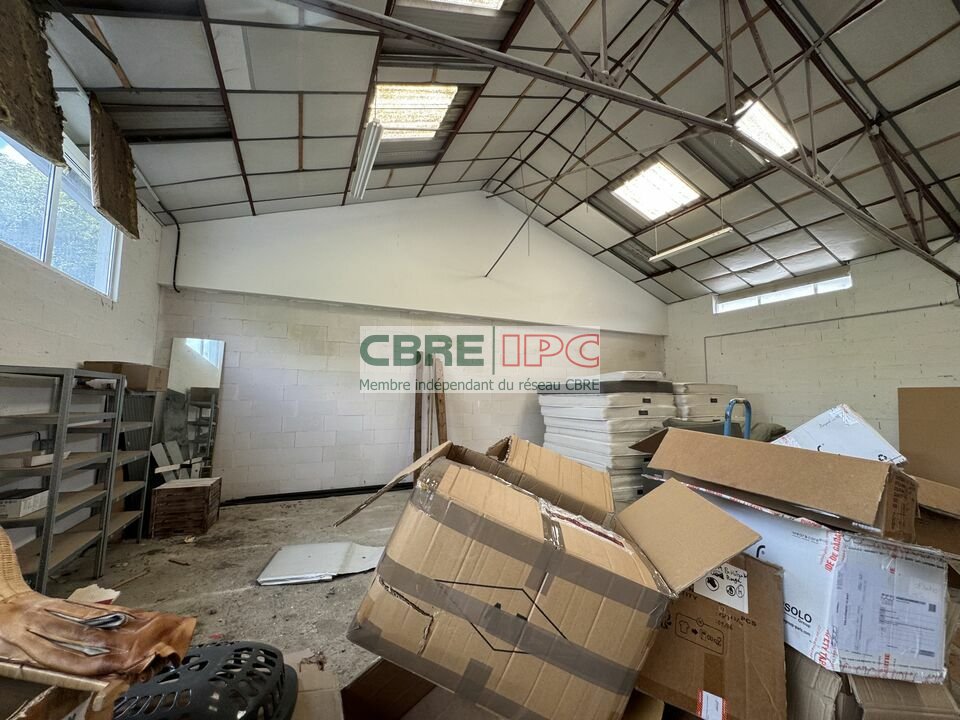 CBRE IPC Immobilier d'entreprise LOCATION Local d'activités  BIDART 8345EL3