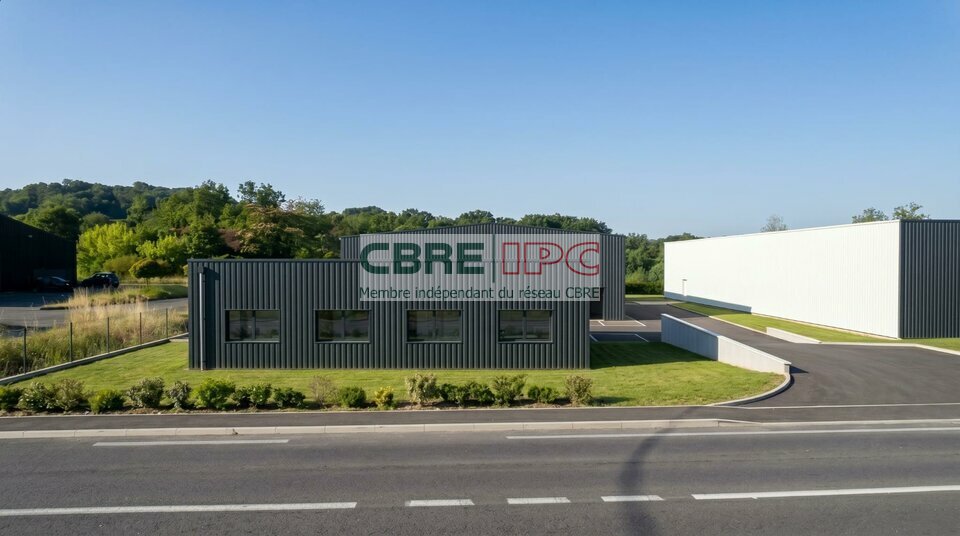 CBRE IPC Immobilier d'entreprise LOCATION Local commercial  ORTHEZ 8379FL
