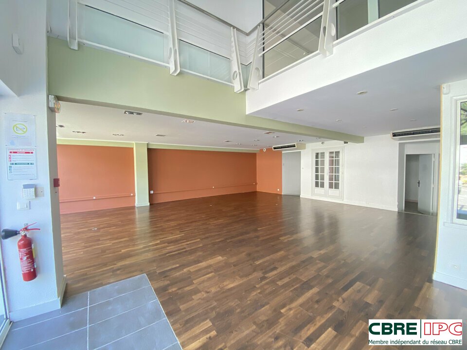 CBRE IPC Immobilier d'entreprise LOCATION Bureau  ANGLET 8381FD