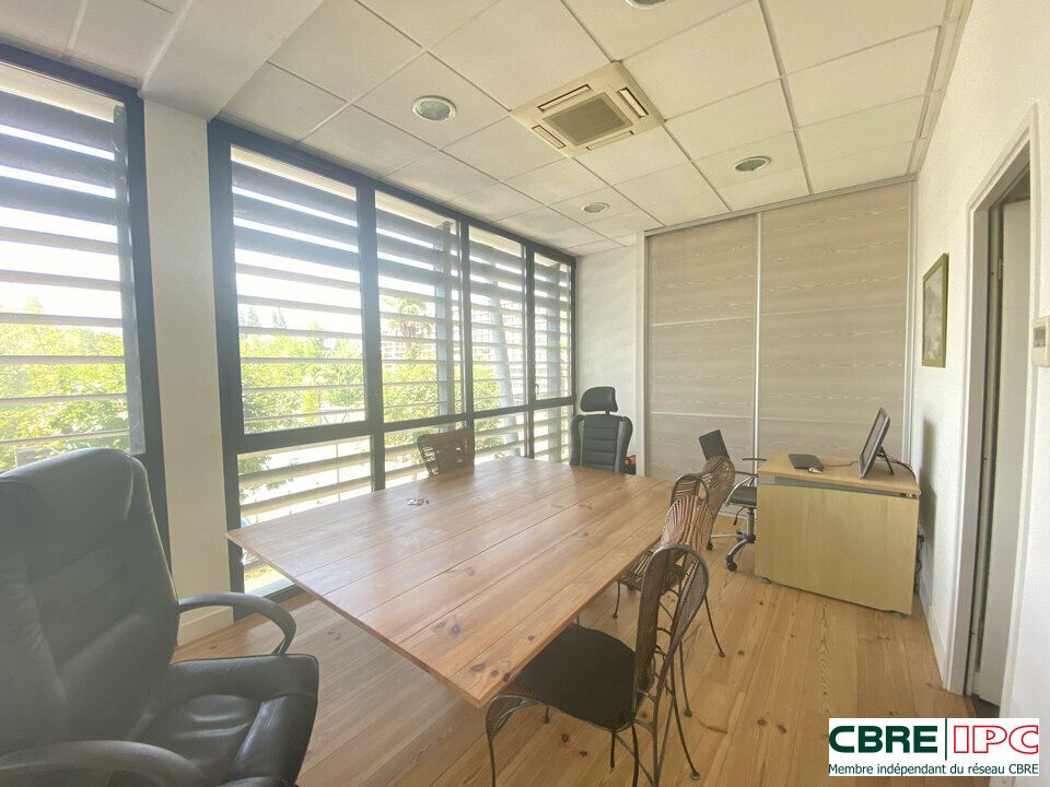 CBRE IPC Immobilier d'entreprise LOCATION Bureau  BAYONNE 8386FD