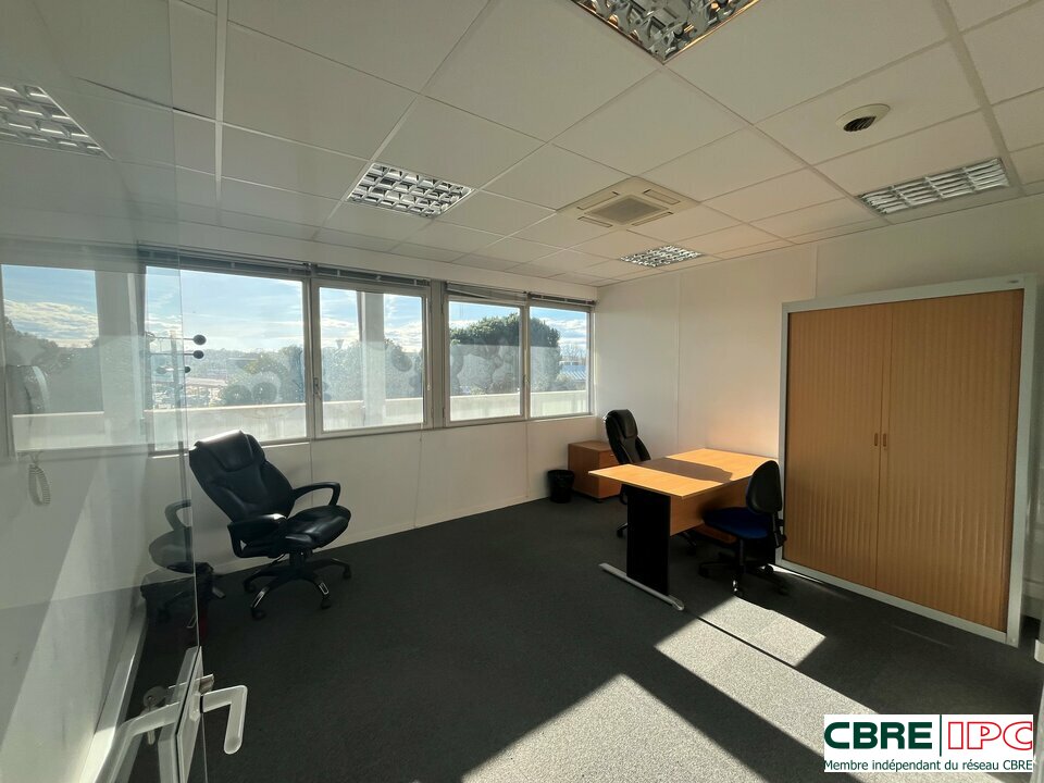 CBRE IPC Immobilier d'entreprise LOCATION Bureau  BAYONNE 8111PC