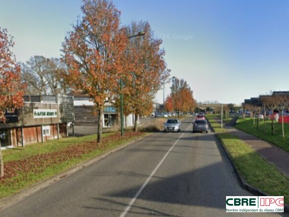 CBRE IPC Immobilier d'entreprise LOCATION Bureau  SAINT-PAUL-LÈS-DAX 8203YA