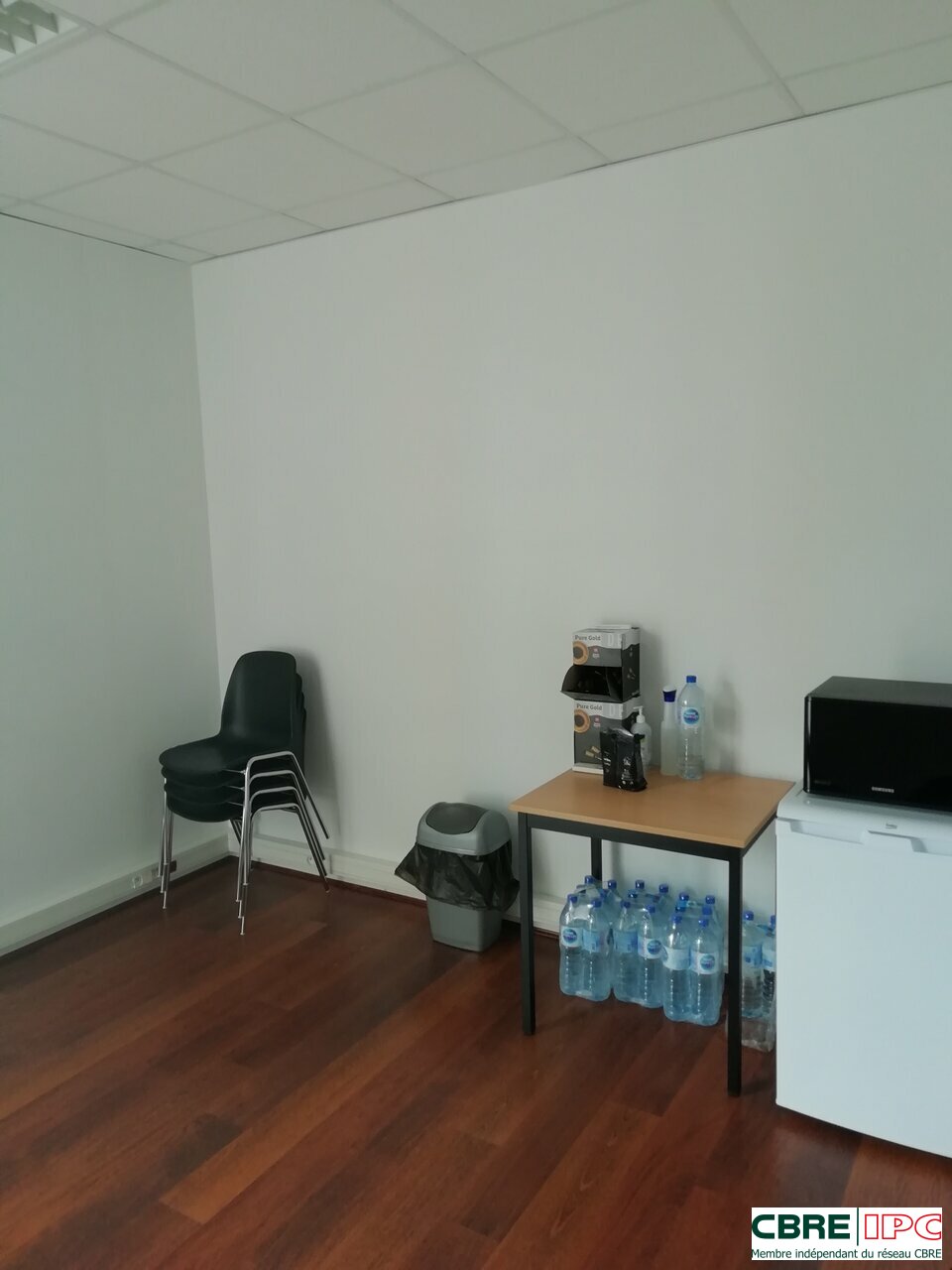 CBRE IPC Immobilier d'entreprise LOCATION Local commercial DAX 8332YA