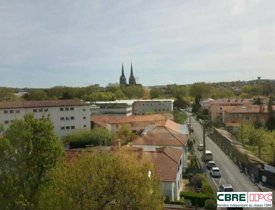 CBRE IPC Immobilier d'entreprise LOCATION Bureau BAYONNE 8390FD