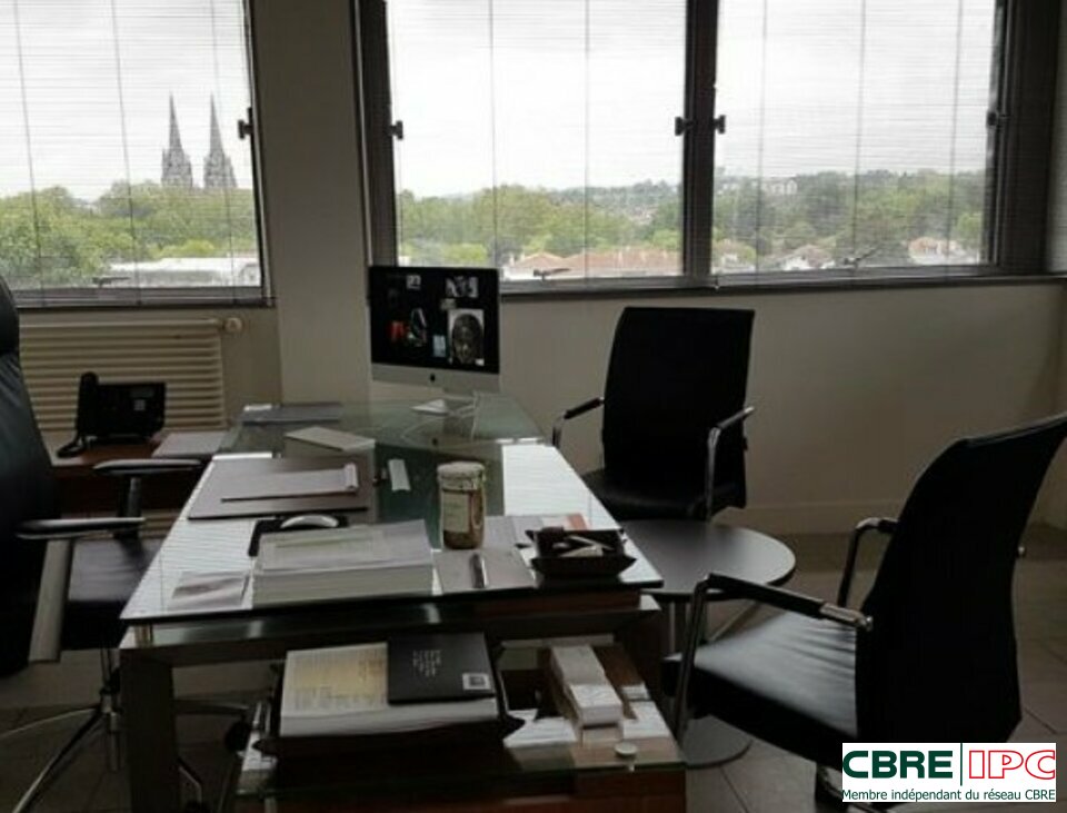 CBRE IPC Immobilier d'entreprise LOCATION Bureau BAYONNE 8390FD