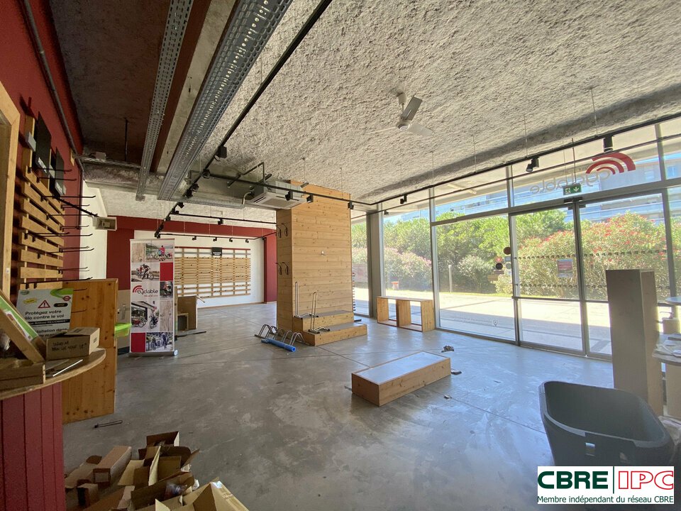 CBRE IPC Immobilier d'entreprise LOCATION Bureau  BAYONNE 8415FD