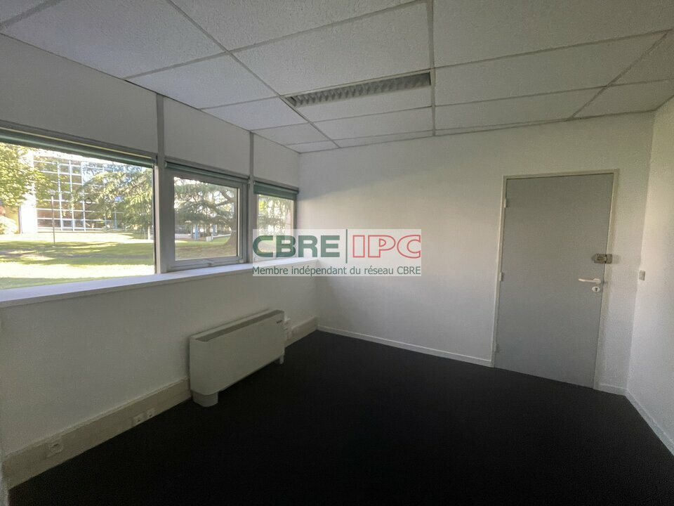 CBRE IPC Immobilier d'entreprise LOCATION Bureau PAU 8435FL2