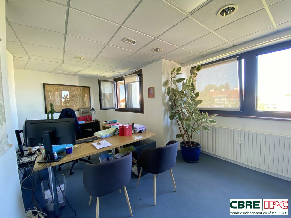 CBRE IPC Immobilier d'entreprise LOCATION Bureau  BAYONNE 8454FD