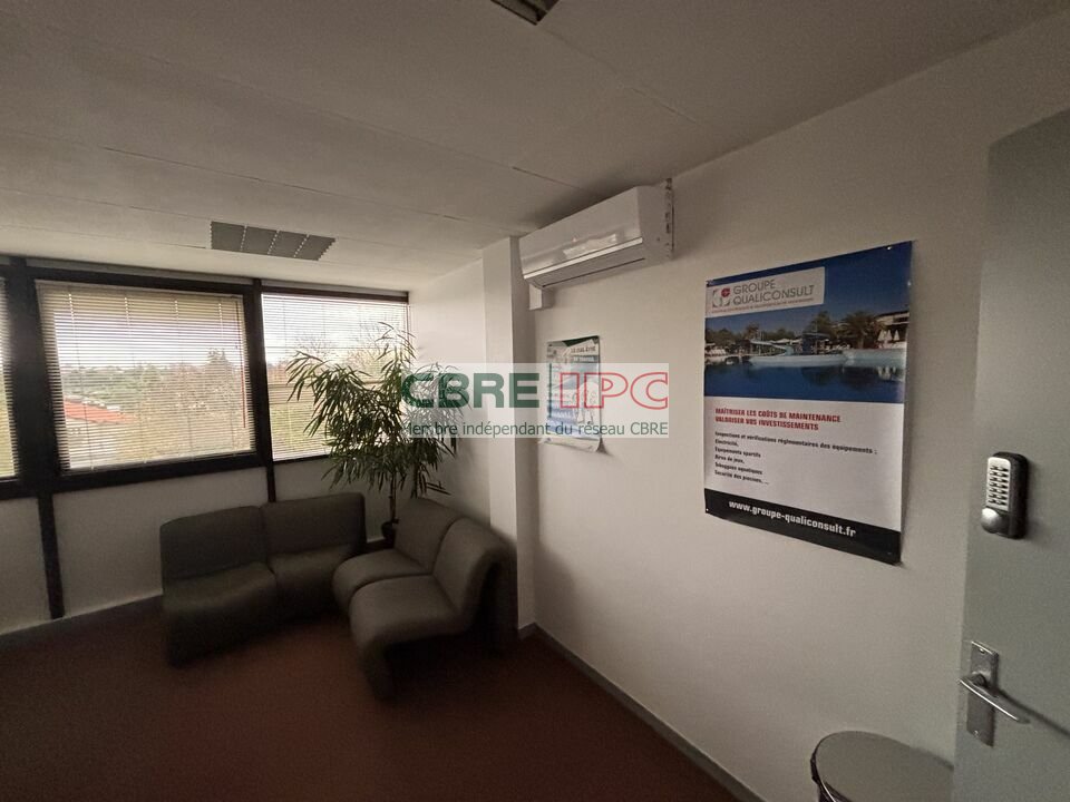 CBRE IPC Immobilier d'entreprise VENTE Bureau  PAU 7743FL