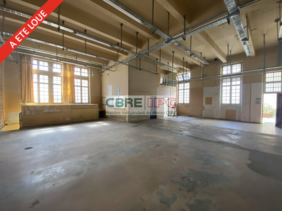 CBRE IPC Immobilier d'entreprise LOCATION Local d'activités  SAINT JEAN DE LUZ 8214EL