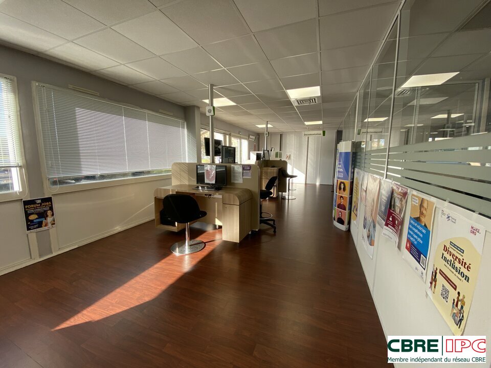 CBRE IPC Immobilier d'entreprise LOCATION Bureau SAINT-PAUL-LÈS-DAX 8288YA