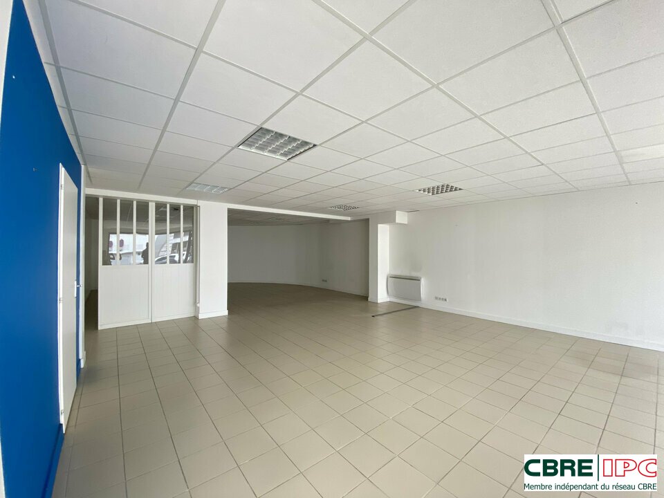 CBRE IPC Immobilier d'entreprise LOCATION Bureau BAYONNE 8338FD