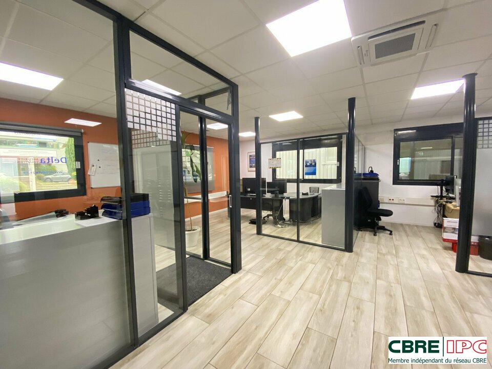 CBRE IPC Immobilier d'entreprise LOCATION Bureau ANGLET 8438FD