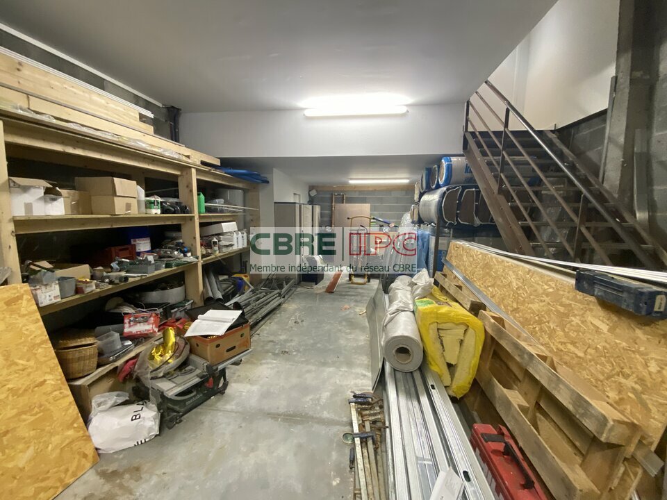 CBRE IPC Immobilier d'entreprise LOCATION Local d'activités  USTARITZ 8499EL